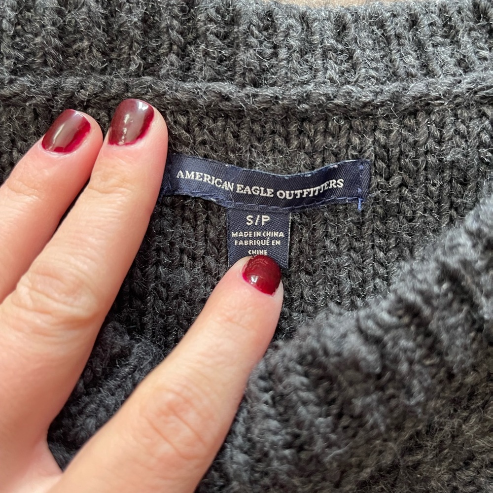 American Eagle charcoal sweater small - Picture 3 of 4
